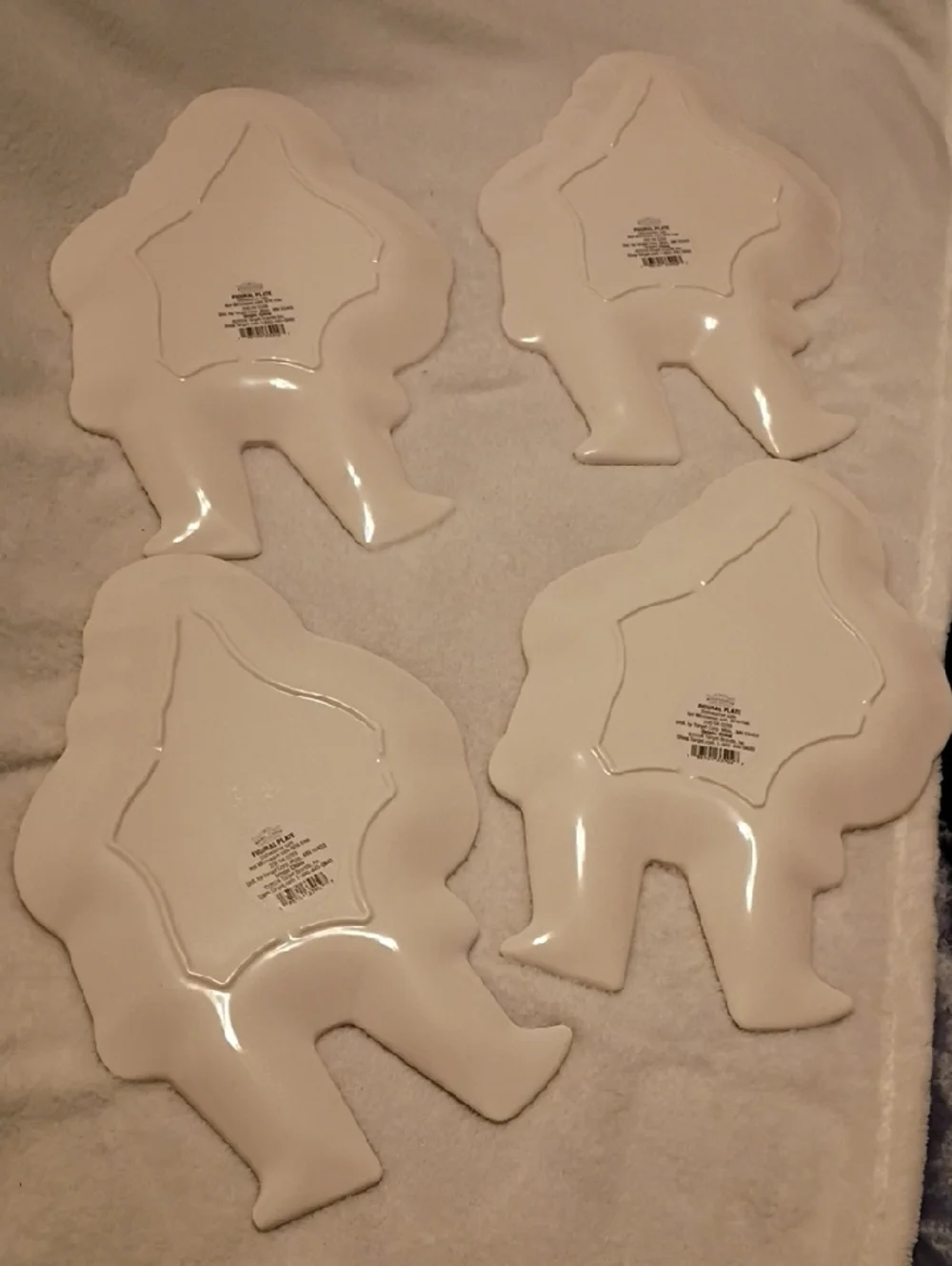 Holiday Wondershop Santa Plastic Plates 2024 Melamine Set Of 4 Diswasher Safe